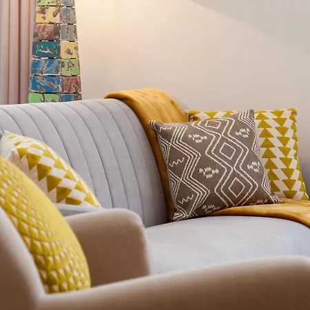 Guestready - Downtown Design *