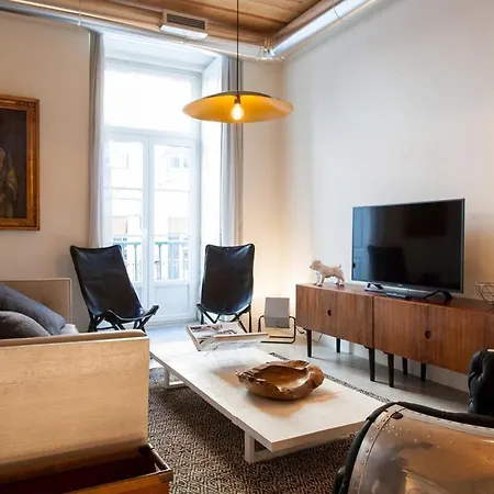 Апартаменти Guestready - Downtown Design *