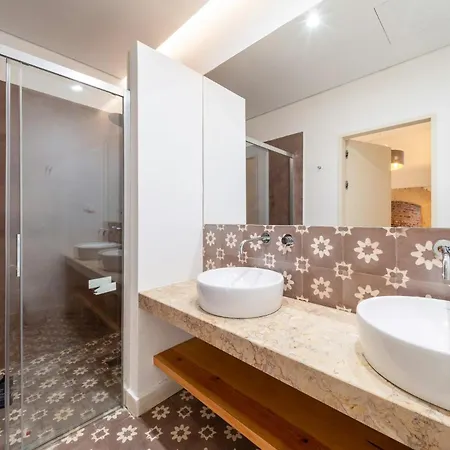 Guestready - Downtown Design Lägenhet