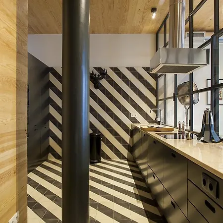 Joivy Downtown Design Apartment Lisbon