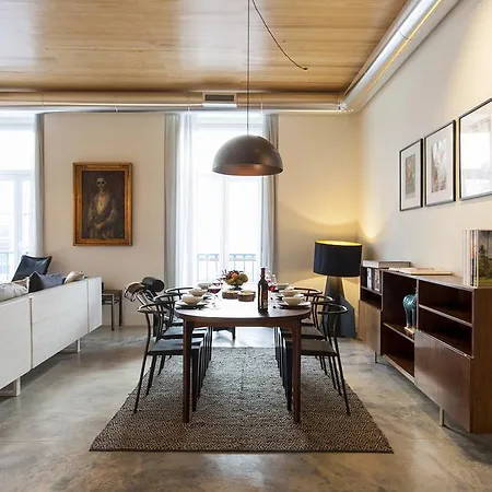 Joivy Downtown Design Apartment Lisbon